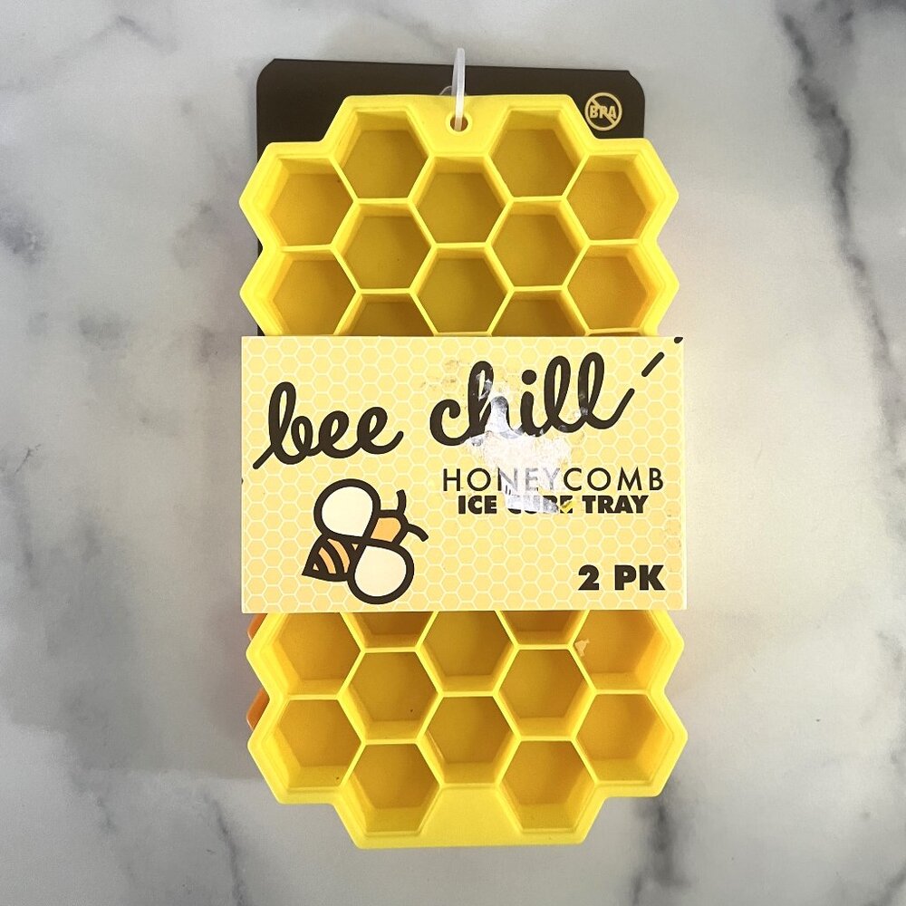 NEW Bee Chill Silicone Set of 2 Ice Trays for Hexagonal Ice, Yellow and Orange